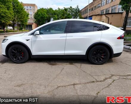 Білий Тесла Модель Х, об'ємом двигуна 0.33 л та пробігом 140 тис. км за 28500 $, фото 1 на Automoto.ua
