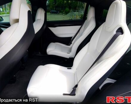Білий Тесла Модель Х, об'ємом двигуна 0.33 л та пробігом 140 тис. км за 28500 $, фото 12 на Automoto.ua