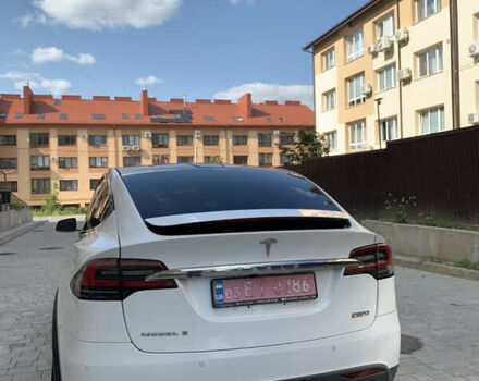 Белый Тесла Модель Х, объемом двигателя 0 л и пробегом 260 тыс. км за 19300 $, фото 17 на Automoto.ua