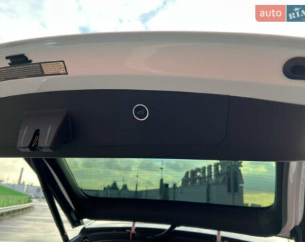 Белый Тесла Модель Х, объемом двигателя 0 л и пробегом 170 тыс. км за 19900 $, фото 15 на Automoto.ua