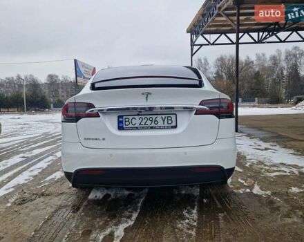 Білий Тесла Модель Х, об'ємом двигуна 0 л та пробігом 163 тис. км за 20900 $, фото 6 на Automoto.ua