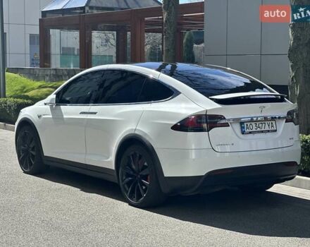 Белый Тесла Модель Х, объемом двигателя 0 л и пробегом 128 тыс. км за 48000 $, фото 36 на Automoto.ua