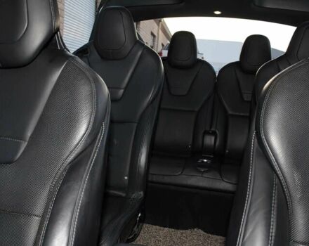 Білий Тесла Модель Х, об'ємом двигуна 0 л та пробігом 72 тис. км за 12400 $, фото 8 на Automoto.ua