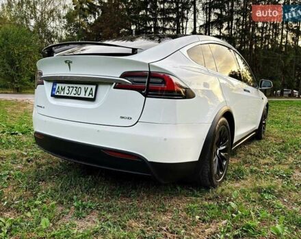 Белый Тесла Модель Х, объемом двигателя 0 л и пробегом 87 тыс. км за 21000 $, фото 2 на Automoto.ua