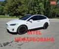 Белый Тесла Модель Х, объемом двигателя 0 л и пробегом 125 тыс. км за 19999 $, фото 1 на Automoto.ua