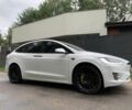 Белый Тесла Модель Х, объемом двигателя 0 л и пробегом 265 тыс. км за 17000 $, фото 5 на Automoto.ua