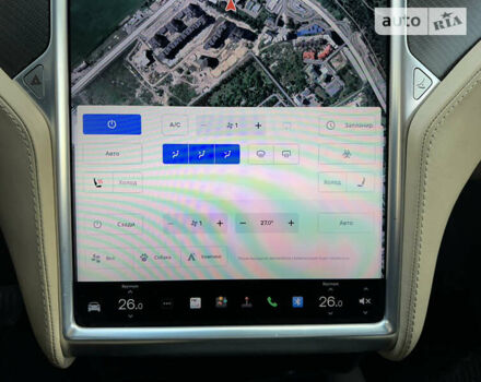 Білий Тесла Модель Х, об'ємом двигуна 0 л та пробігом 112 тис. км за 32800 $, фото 25 на Automoto.ua