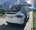 Белый Тесла Модель Х, объемом двигателя 0 л и пробегом 128 тыс. км за 48000 $, фото 4 на Automoto.ua