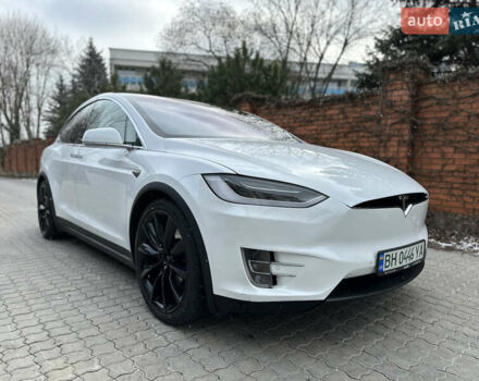 Белый Тесла Модель Х, объемом двигателя 0 л и пробегом 45 тыс. км за 26000 $, фото 21 на Automoto.ua