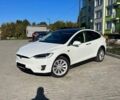 Белый Тесла Модель Х, объемом двигателя 0 л и пробегом 110 тыс. км за 21000 $, фото 1 на Automoto.ua