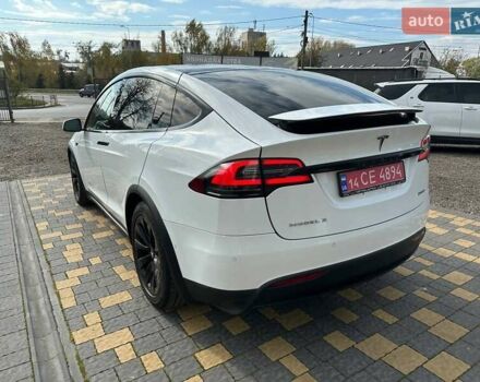 Білий Тесла Модель Х, об'ємом двигуна 0 л та пробігом 147 тис. км за 19750 $, фото 8 на Automoto.ua