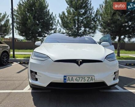 Білий Тесла Модель Х, об'ємом двигуна 0 л та пробігом 180 тис. км за 25000 $, фото 7 на Automoto.ua