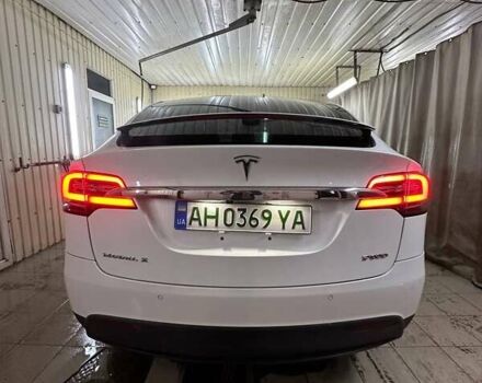 Белый Тесла Модель Х, объемом двигателя 0 л и пробегом 118 тыс. км за 21500 $, фото 4 на Automoto.ua