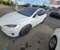 Белый Тесла Модель Х, объемом двигателя 0 л и пробегом 290 тыс. км за 29000 $, фото 1 на Automoto.ua