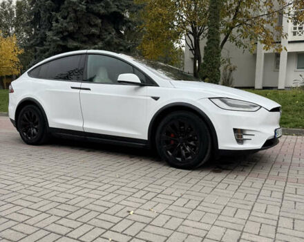 Білий Тесла Модель Х, об'ємом двигуна 0 л та пробігом 150 тис. км за 22500 $, фото 3 на Automoto.ua