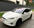 Белый Тесла Модель Х, объемом двигателя 0 л и пробегом 265 тыс. км за 17000 $, фото 1 на Automoto.ua