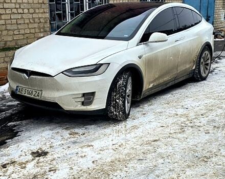 Белый Тесла Модель Х, объемом двигателя 0.58 л и пробегом 0 тыс. км за 26500 $, фото 4 на Automoto.ua