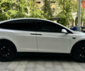 Белый Тесла Модель Х, объемом двигателя 0 л и пробегом 150 тыс. км за 26500 $, фото 1 на Automoto.ua