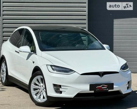 Білий Тесла Модель Х, об'ємом двигуна 0 л та пробігом 72 тис. км за 24900 $, фото 3 на Automoto.ua