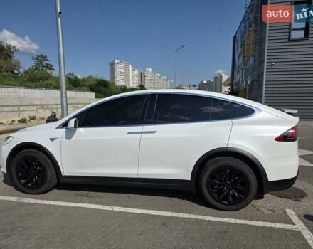 Білий Тесла Модель Х, об'ємом двигуна 0 л та пробігом 180 тис. км за 25000 $, фото 3 на Automoto.ua