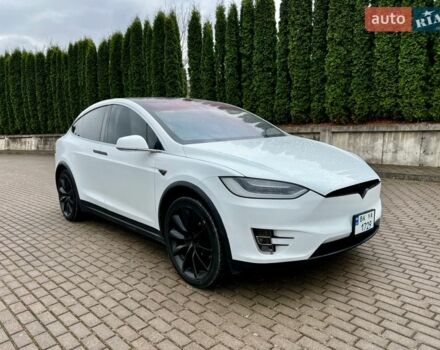 Белый Тесла Модель Х, объемом двигателя 0 л и пробегом 198 тыс. км за 22900 $, фото 1 на Automoto.ua