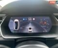 Белый Тесла Модель Х, объемом двигателя 0 л и пробегом 129 тыс. км за 27000 $, фото 21 на Automoto.ua
