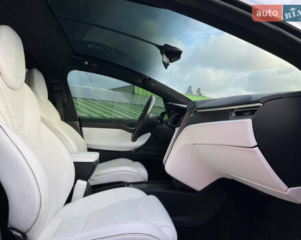 Белый Тесла Модель Х, объемом двигателя 0 л и пробегом 170 тыс. км за 19900 $, фото 40 на Automoto.ua