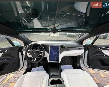 Білий Тесла Модель Х, об'ємом двигуна 0 л та пробігом 147 тис. км за 19750 $, фото 26 на Automoto.ua