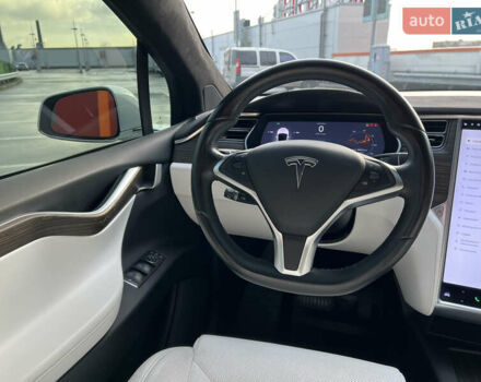 Белый Тесла Модель Х, объемом двигателя 0 л и пробегом 170 тыс. км за 19900 $, фото 34 на Automoto.ua