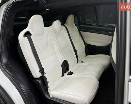 Білий Тесла Модель Х, об'ємом двигуна 0 л та пробігом 64 тис. км за 29900 $, фото 29 на Automoto.ua