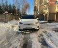 Белый Тесла Модель Х, объемом двигателя 0 л и пробегом 197 тыс. км за 24500 $, фото 3 на Automoto.ua