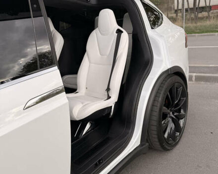 Тесла Модель Х 2017 у Дніпро (Дніпропетровську) на Automoto.ua Білий Тесла Модель Х, об'ємом двигуна 0 л та пробігом 83 тис. км за 33300 $, фото 35 на Automoto.ua