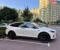 Белый Тесла Модель Х, объемом двигателя 0 л и пробегом 145 тыс. км за 25500 $, фото 1 на Automoto.ua