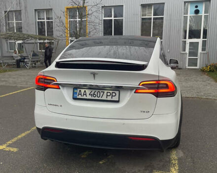 Білий Тесла Модель Х, об'ємом двигуна 0 л та пробігом 99 тис. км за 19990 $, фото 2 на Automoto.ua