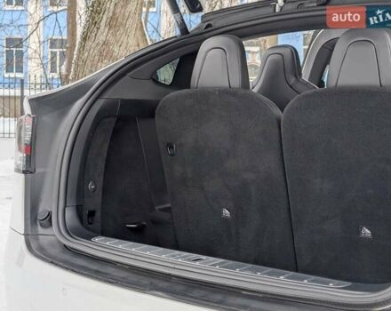 Белый Тесла Модель Х, объемом двигателя 0 л и пробегом 220 тыс. км за 19700 $, фото 13 на Automoto.ua