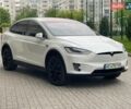 Белый Тесла Модель Х, объемом двигателя 0 л и пробегом 128 тыс. км за 17800 $, фото 1 на Automoto.ua