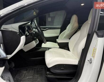 Білий Тесла Модель Х, об'ємом двигуна 0 л та пробігом 64 тис. км за 29900 $, фото 11 на Automoto.ua