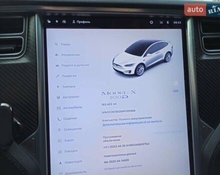 Белый Тесла Модель Х, объемом двигателя 0 л и пробегом 183 тыс. км за 26000 $, фото 51 на Automoto.ua