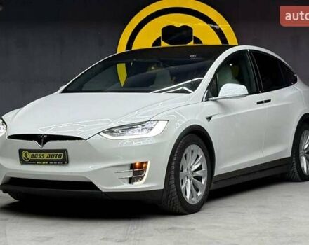 Білий Тесла Модель Х, об'ємом двигуна 0 л та пробігом 64 тис. км за 29900 $, фото 2 на Automoto.ua