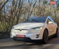 Белый Тесла Модель Х, объемом двигателя 0 л и пробегом 220 тыс. км за 18200 $, фото 4 на Automoto.ua