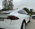 Белый Тесла Модель Х, объемом двигателя 0 л и пробегом 128 тыс. км за 29900 $, фото 1 на Automoto.ua