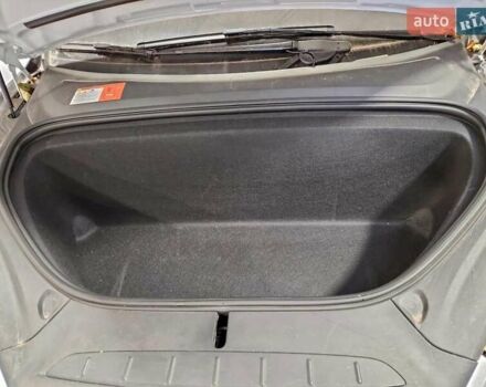 Белый Тесла Модель Х, объемом двигателя 0 л и пробегом 100 тыс. км за 7650 $, фото 11 на Automoto.ua