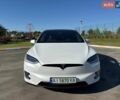 Белый Тесла Модель Х, объемом двигателя 0 л и пробегом 155 тыс. км за 19999 $, фото 1 на Automoto.ua