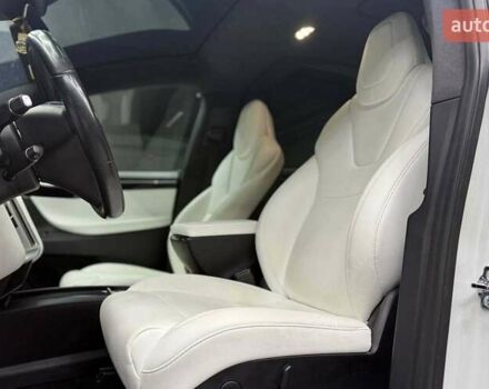 Білий Тесла Модель Х, об'ємом двигуна 0 л та пробігом 64 тис. км за 29900 $, фото 12 на Automoto.ua