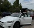 Белый Тесла Модель Х, объемом двигателя 0 л и пробегом 186 тыс. км за 25028 $, фото 1 на Automoto.ua