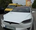 Белый Тесла Модель Х, объемом двигателя 0 л и пробегом 186 тыс. км за 25028 $, фото 1 на Automoto.ua