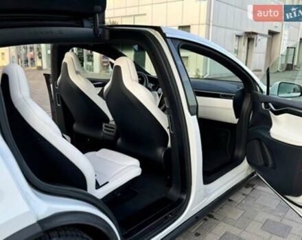 Тесла Модель Х 2017 в Одессе на Automoto.ua Белый Тесла Модель Х, объемом двигателя 0 л и пробегом 110 тыс. км за 26000 $, фото 1 на Automoto.ua