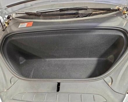 Білий Тесла Модель Х, об'ємом двигуна 0 л та пробігом 101 тис. км за 7500 $, фото 11 на Automoto.ua