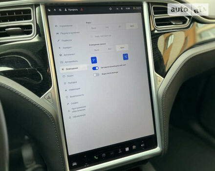 Білий Тесла Модель Х, об'ємом двигуна 0 л та пробігом 121 тис. км за 46111 $, фото 61 на Automoto.ua