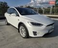 Белый Тесла Модель Х, объемом двигателя 0 л и пробегом 172 тыс. км за 19900 $, фото 3 на Automoto.ua